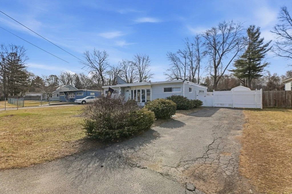 Photo of 39 Groton St