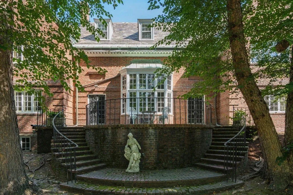 Photo of 180 Ivy St
