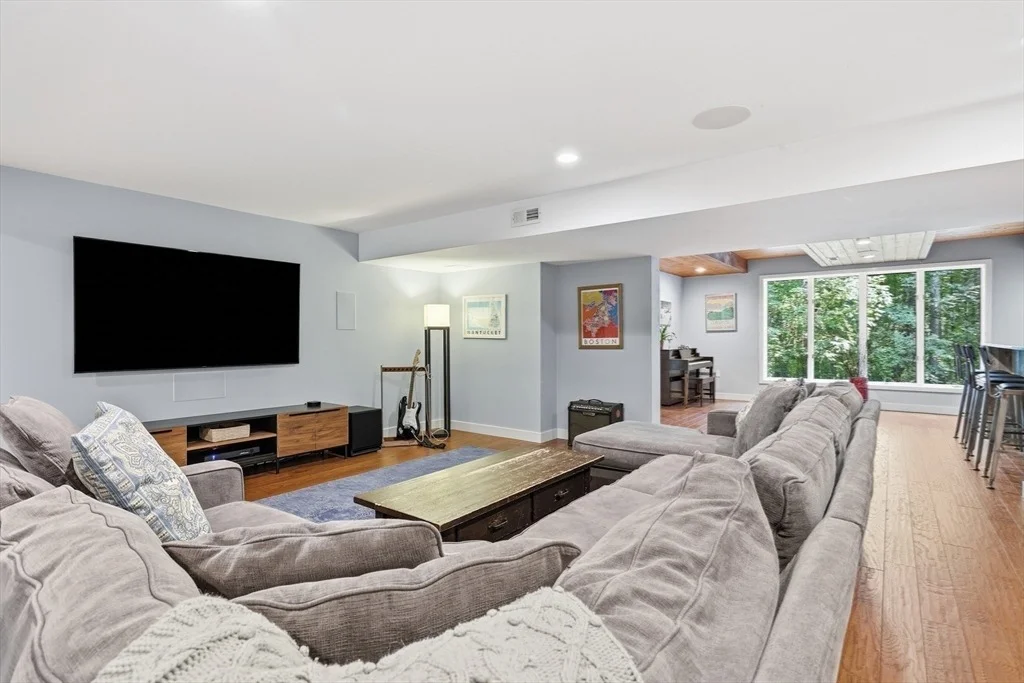 Photo of 15 Larch Road