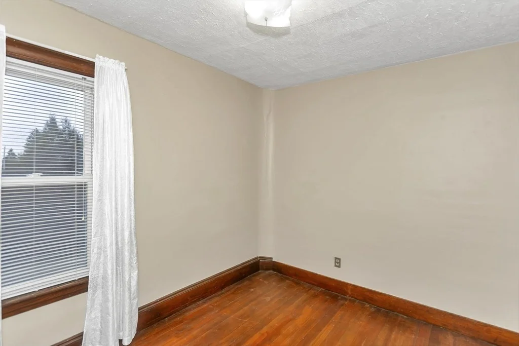 Photo of 231 Wheatland Ave