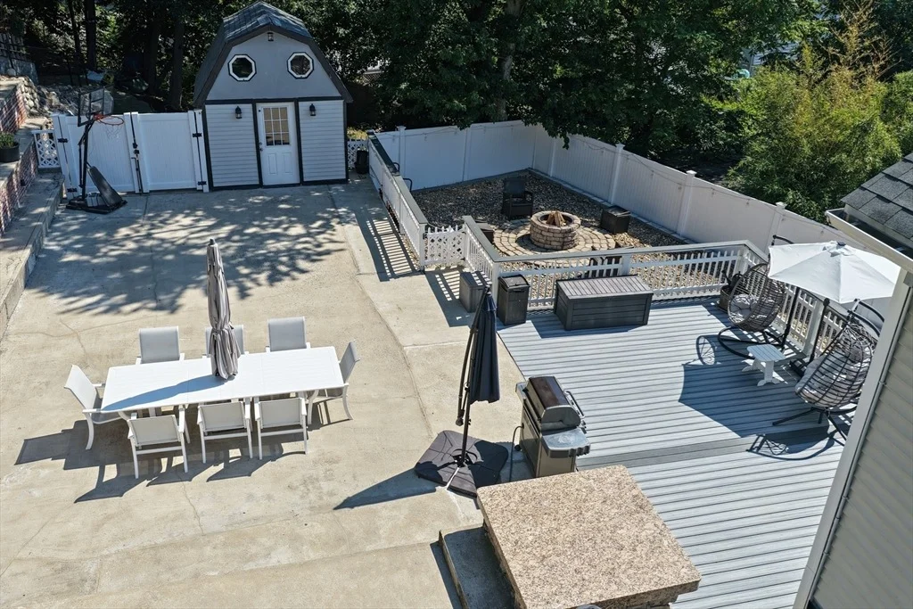 Photo of 27 Overlea Avenue
