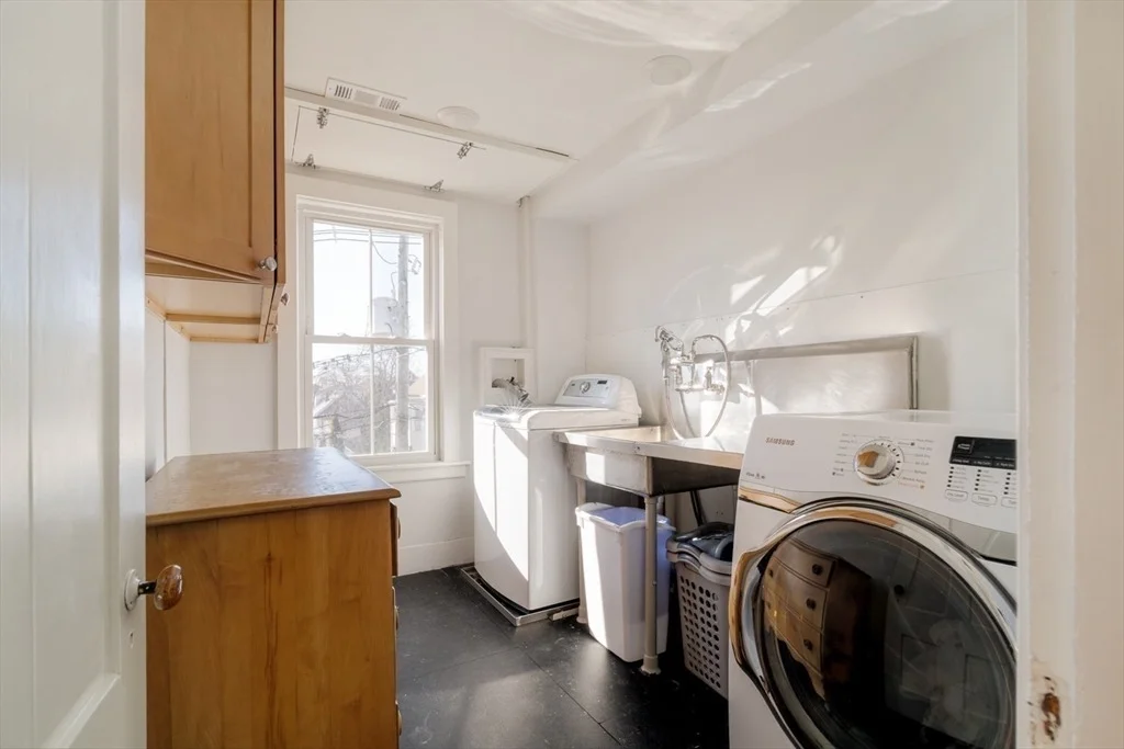 Photo of 21 Berkeley St