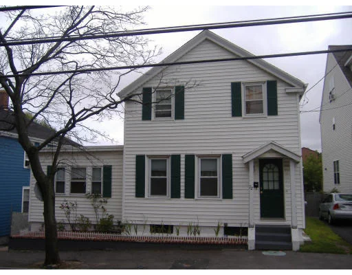 Photo of 72 Woodlawn St
