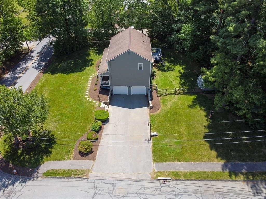 Photo of 300 Maple St