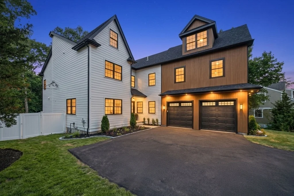 Photo of 211 High Rock St.