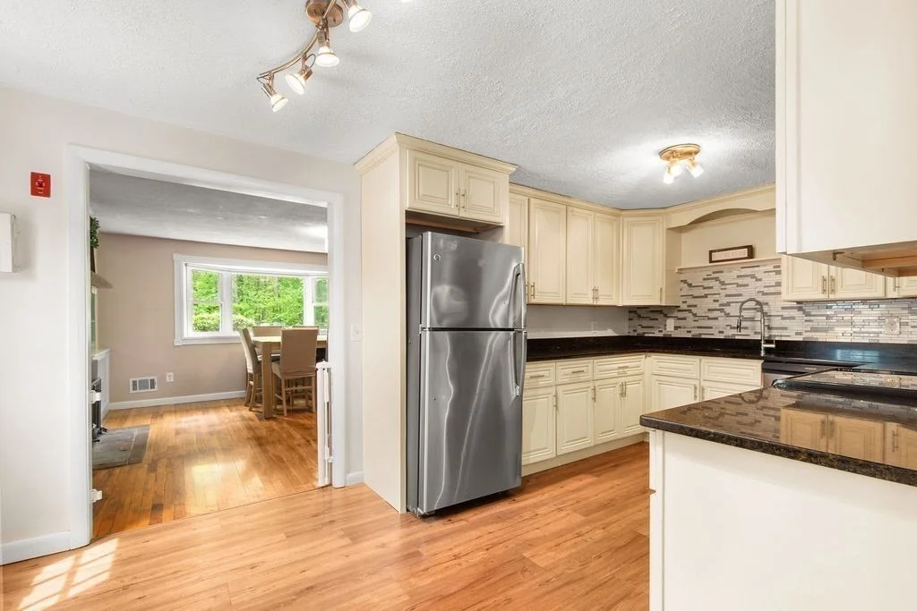 Photo of 186 Pleasant St