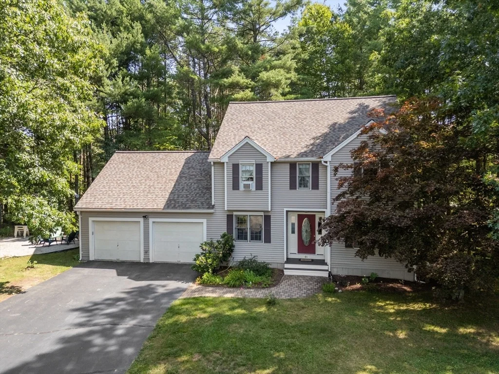 Photo of 61 Easy St