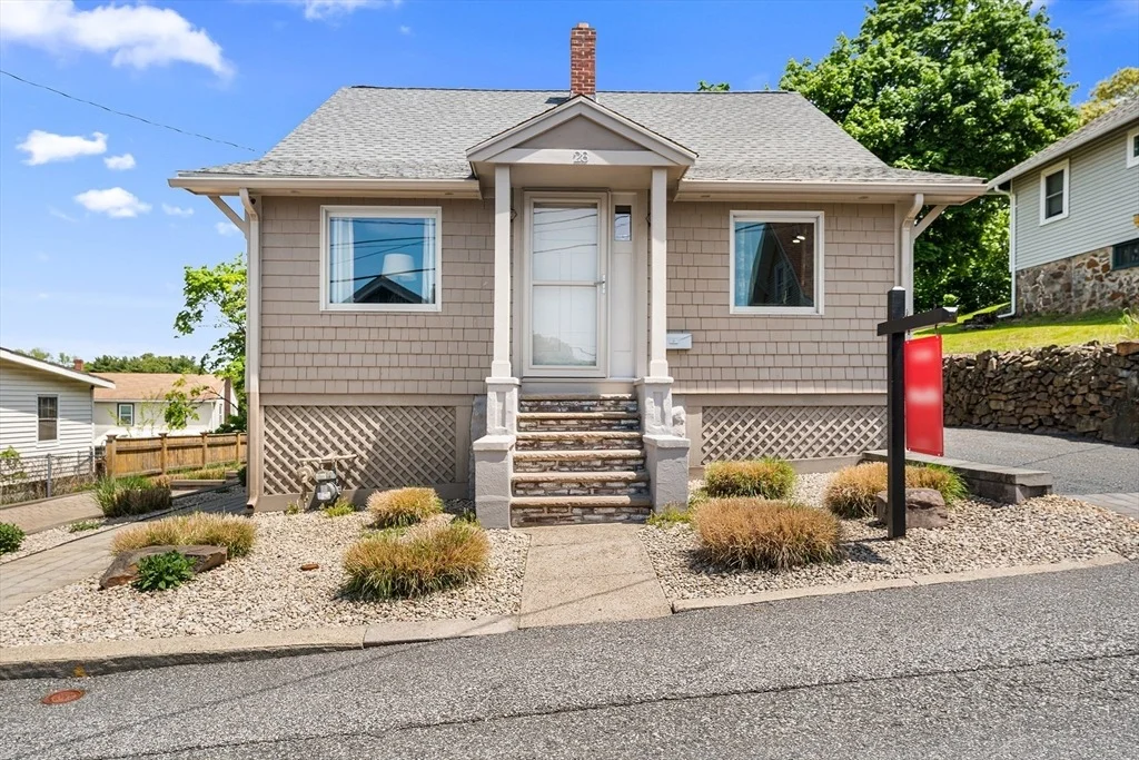 Photo of 28 Hillcrest Rd