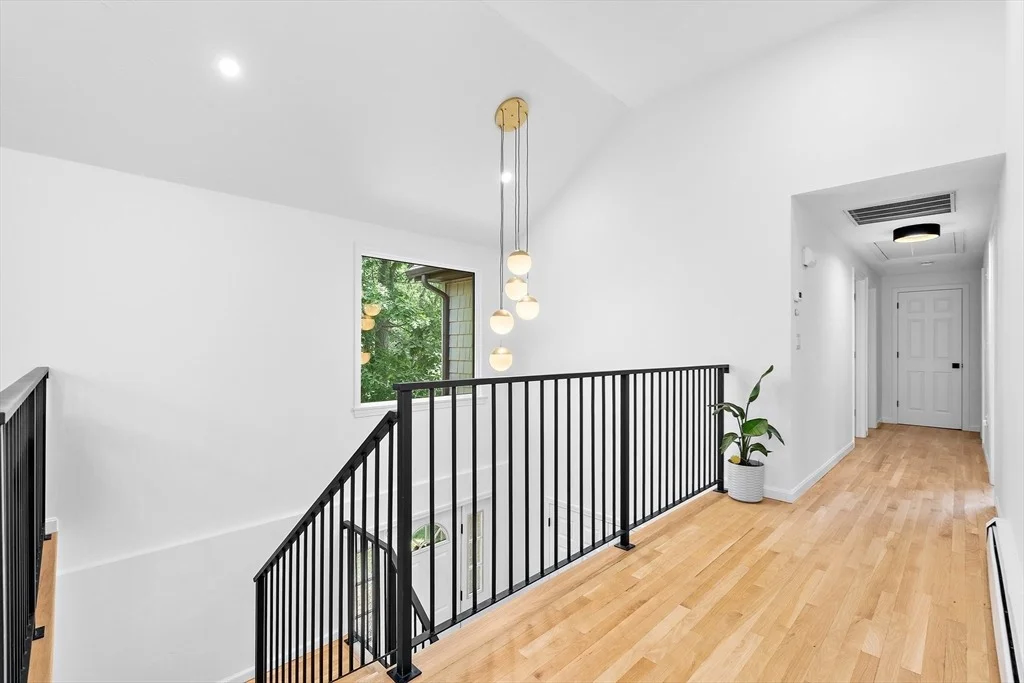 Photo of 25 Dexter Rd