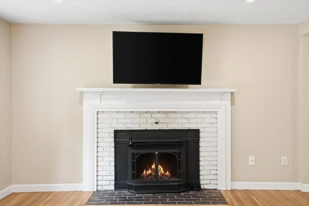 Photo of 236 Pine St.