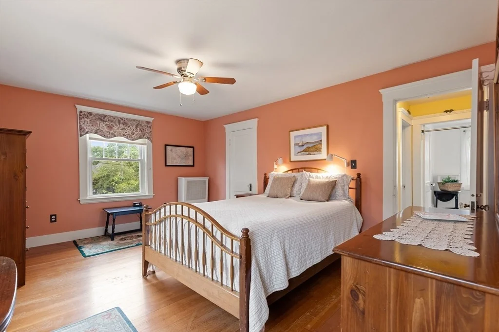Photo of 115 Aspen Rd