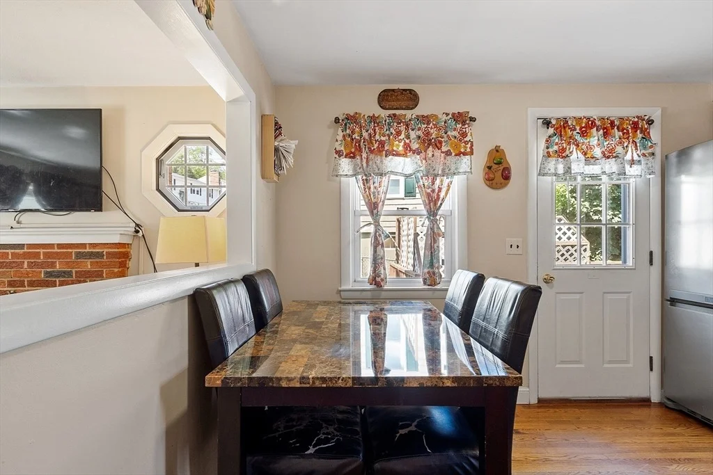 Photo of 31 Spring View Dr