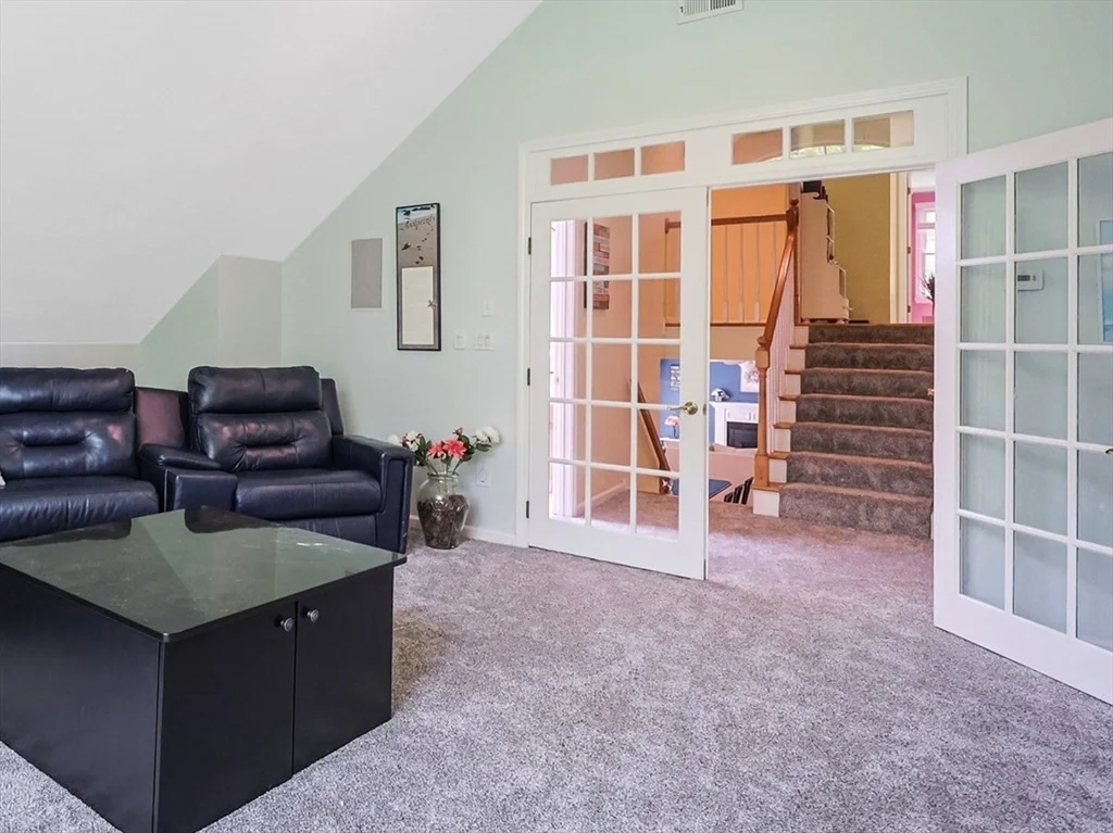 Photo of 8 Rock Road