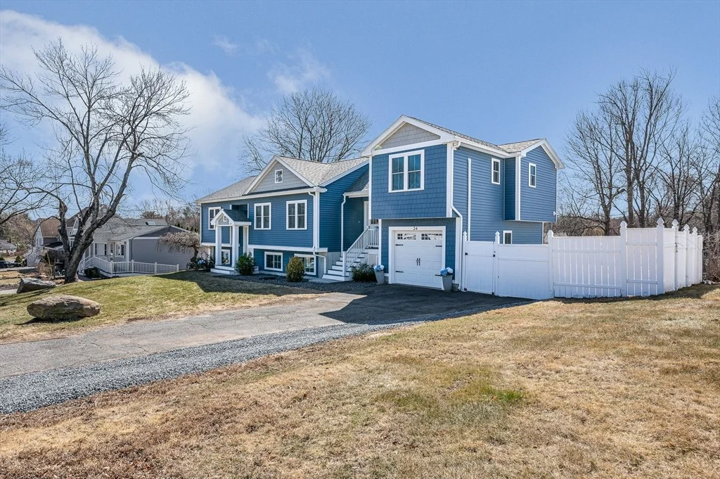 Photo of 24 Eaton Dr