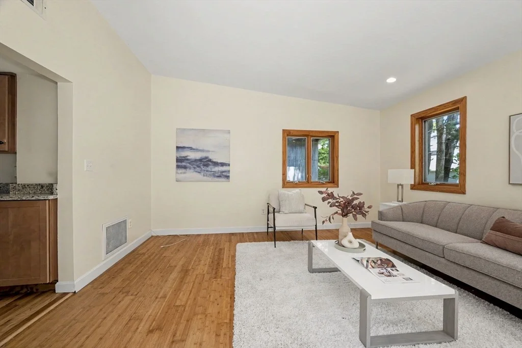 Photo of 12 Vista Cir