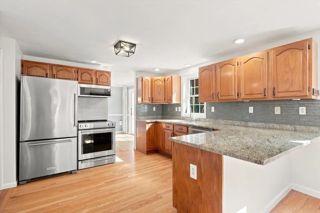 Photo of 250 White Pond Rd