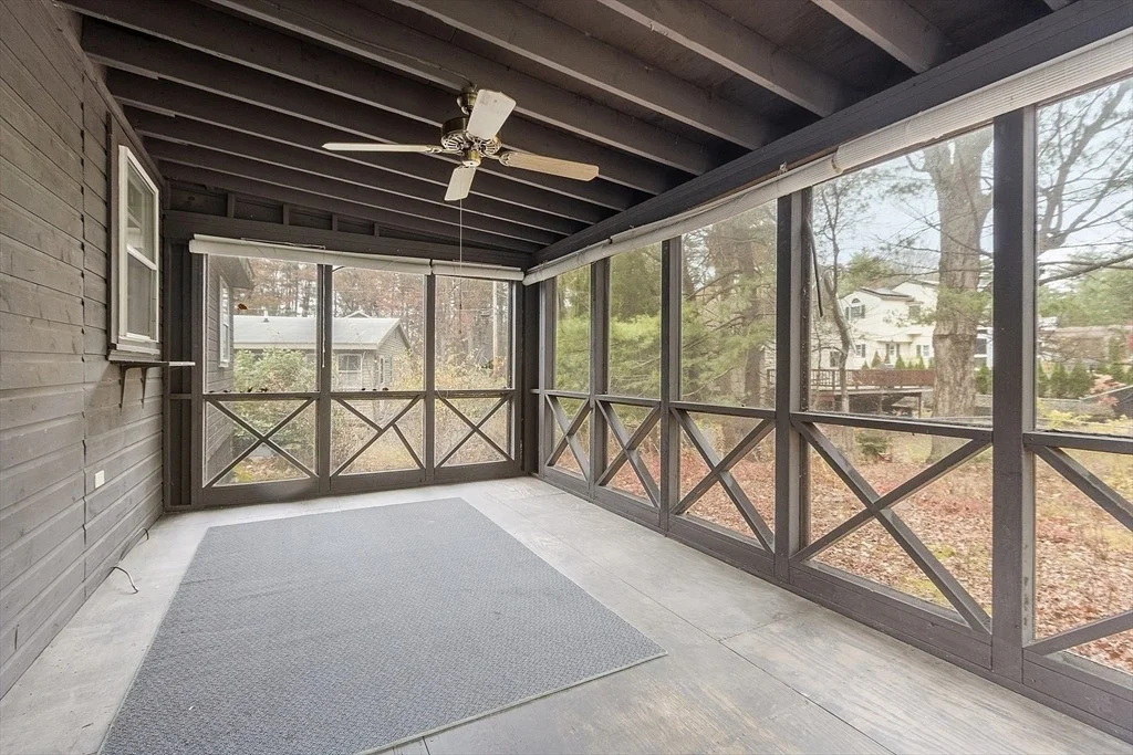 Photo of 7 Hickory Ln