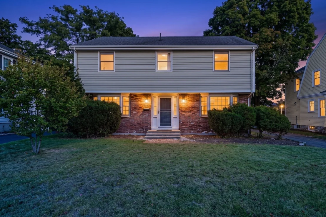 Photo of 31 Ellison Park