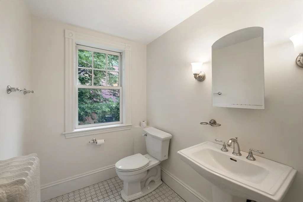 Photo of Unit 2 at 179 Rawson