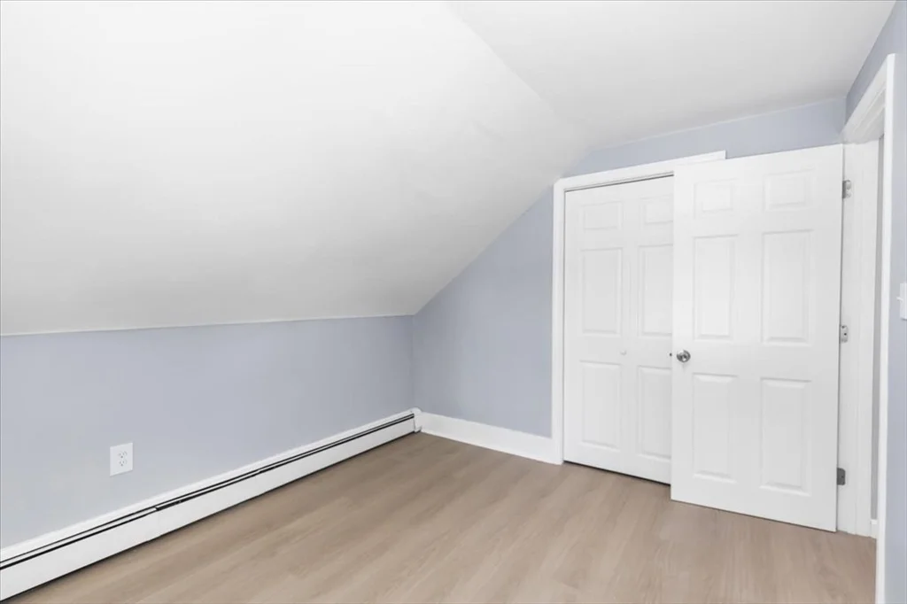 Photo of 31 Webster St