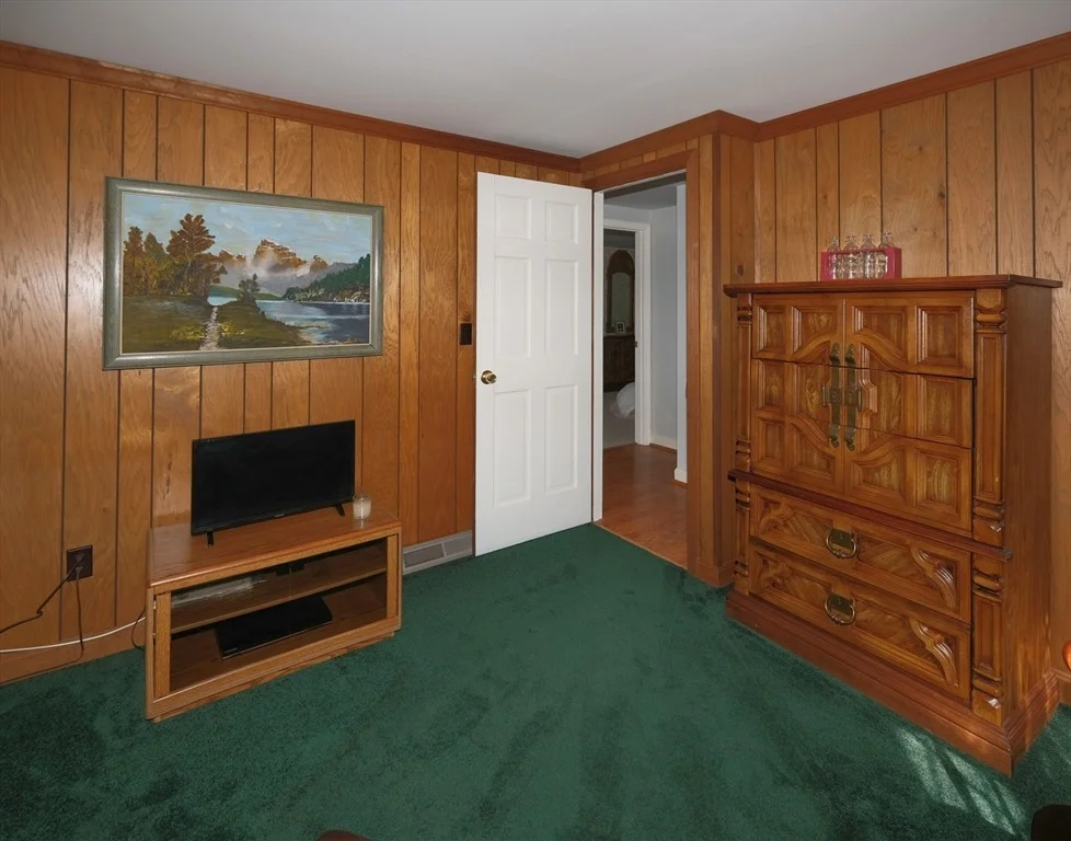 Photo of 72 Ashley Dr