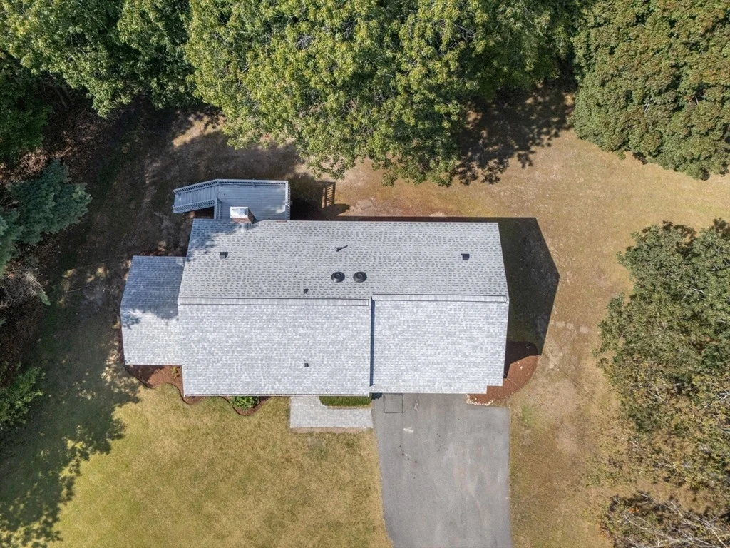 Photo of 2 Clover Cir