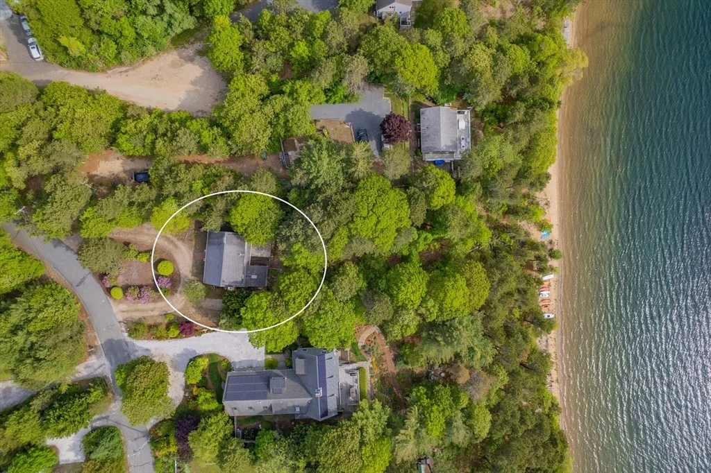 Photo of 272 Sheep Pond Dr