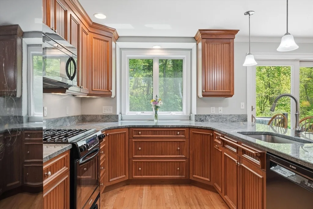 Photo of 87 Elm St