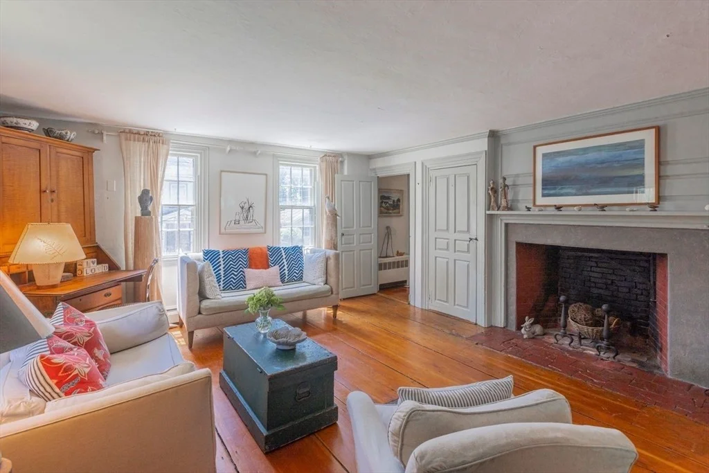 Photo of 359 Western Ave