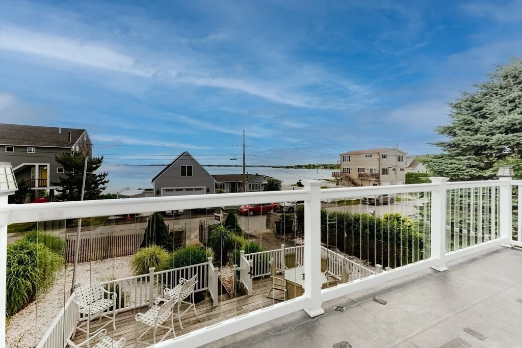 Photo of 54 Bayview Ave