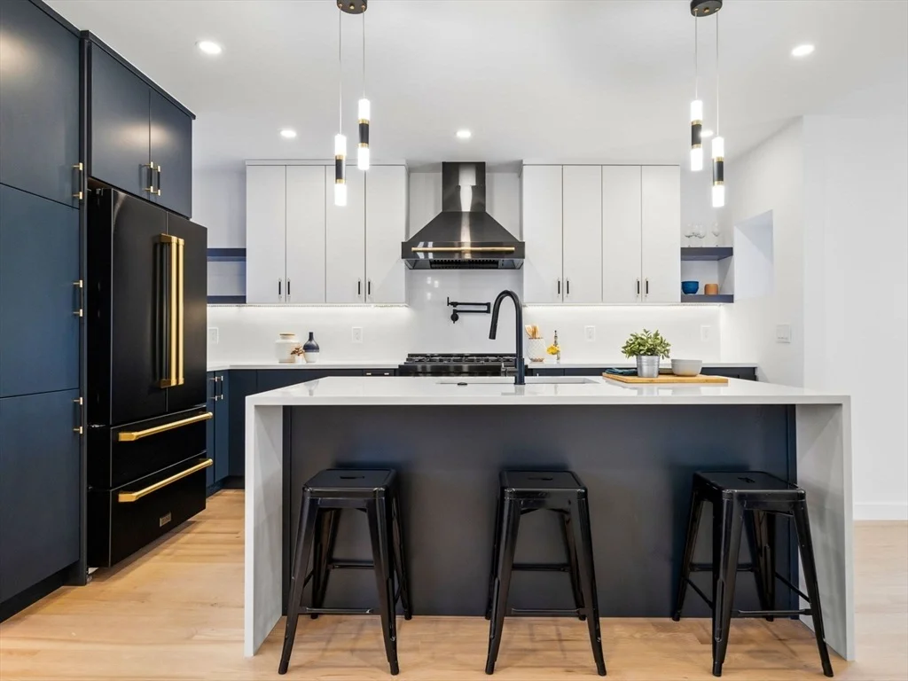 Photo of 9 Vinal Ave