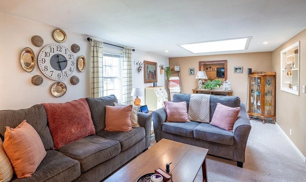 Photo of 213 Pomfret