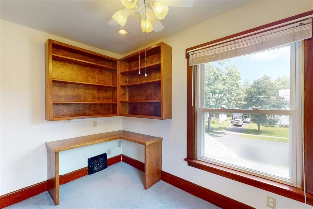 Photo of 4 Davis St