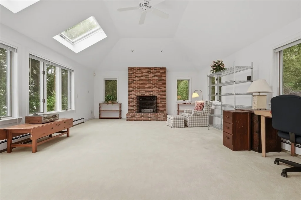 Photo of 34 Shirley Point Rd