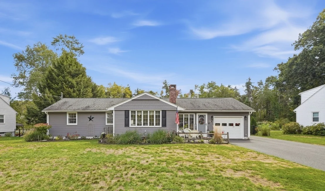 Photo of 36 Decorie Dr