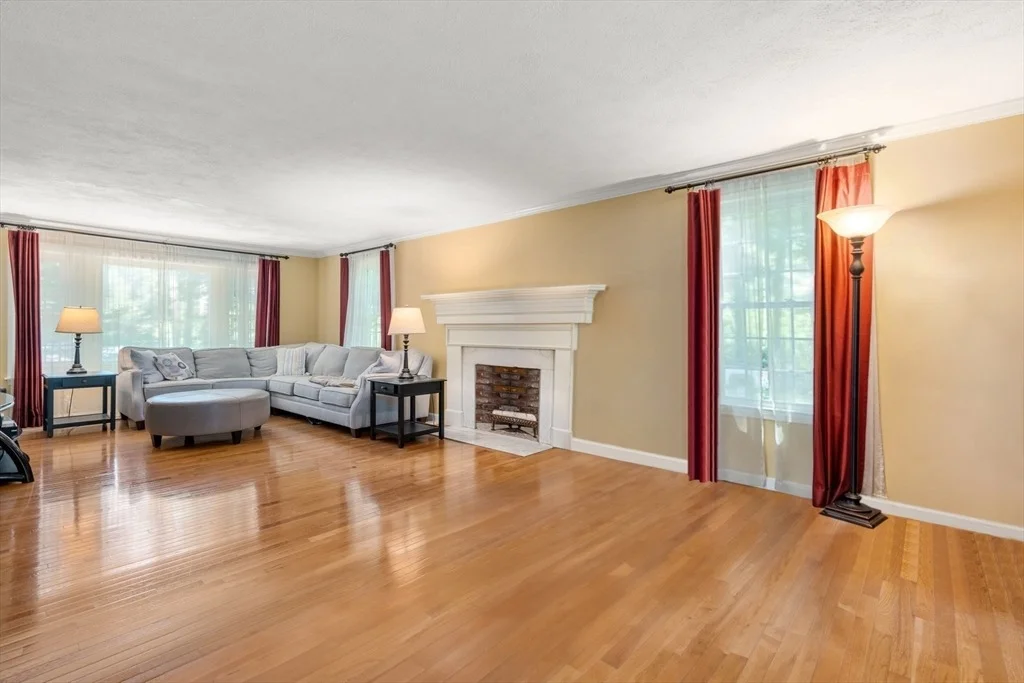 Photo of 40 Shadow Oak