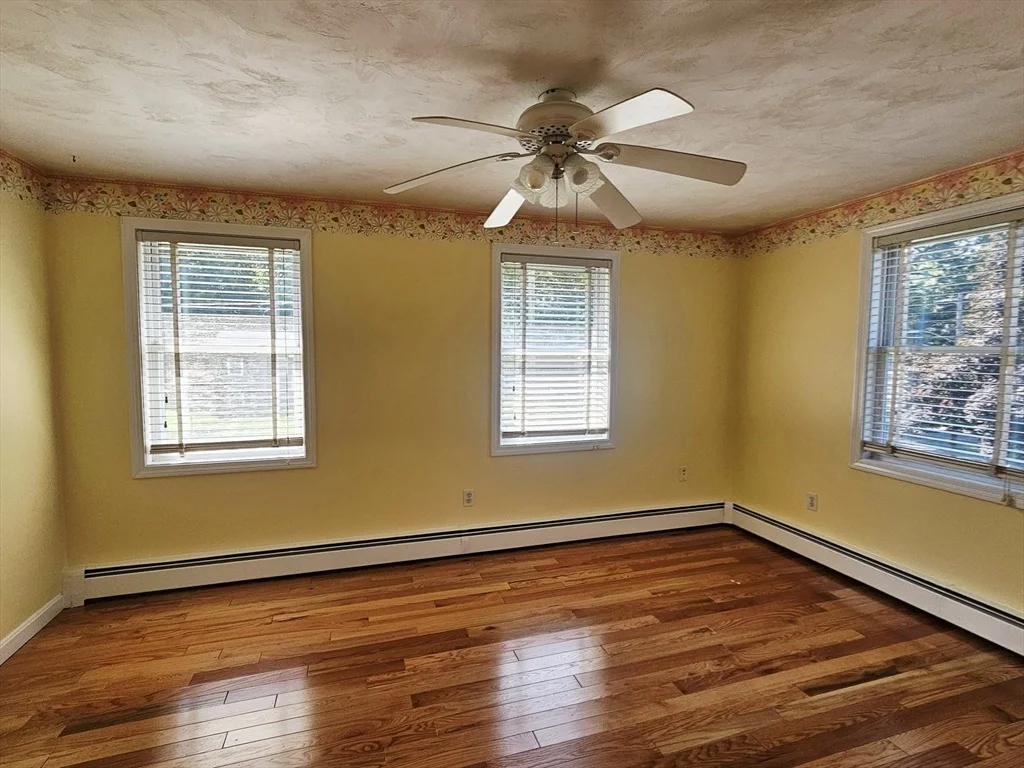 Photo of 37 Maple Street
