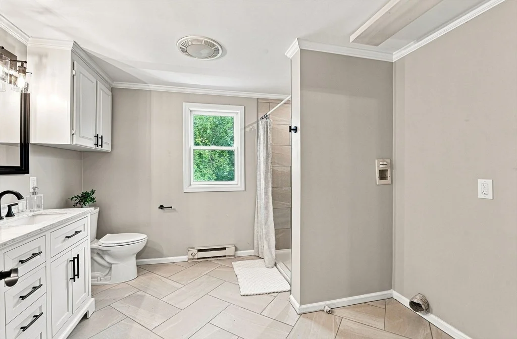 Photo of 3 Maplelawn Dr