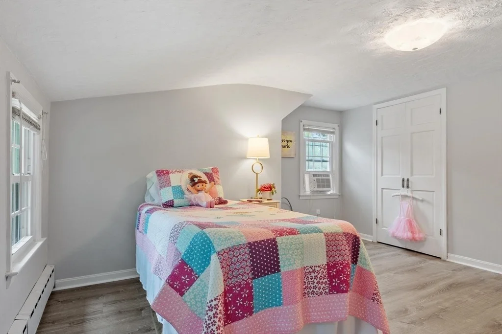 Photo of 14 Meadow Ln