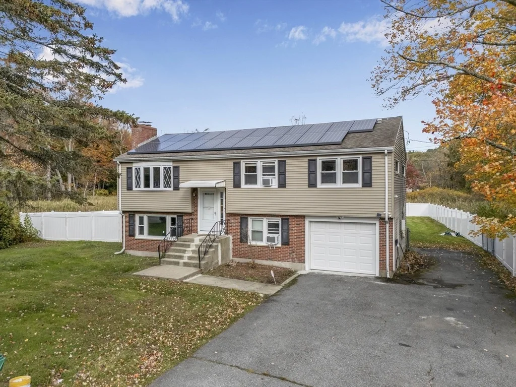 Photo of 13 Sandy Brook Rd