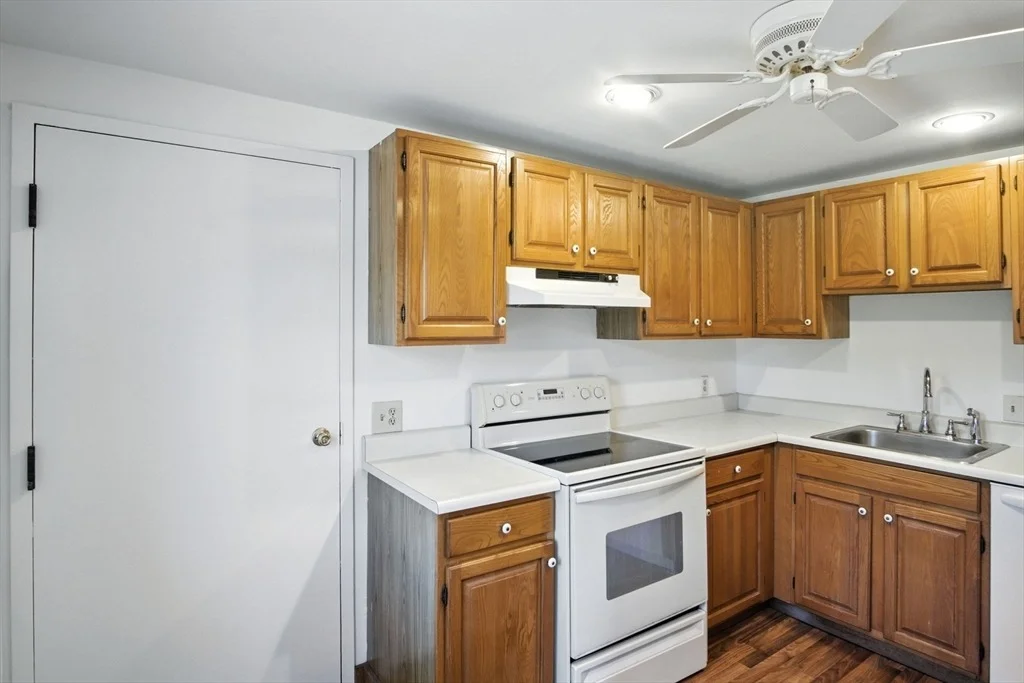Photo of Unit 8 at 8 Devlin Circle