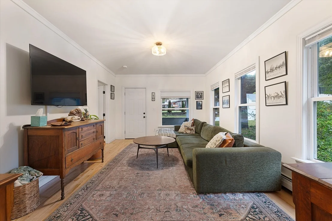 Photo of 75 Pequoig Ave