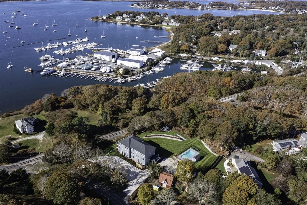 Photo of 48 Red Brook Harbor Rd