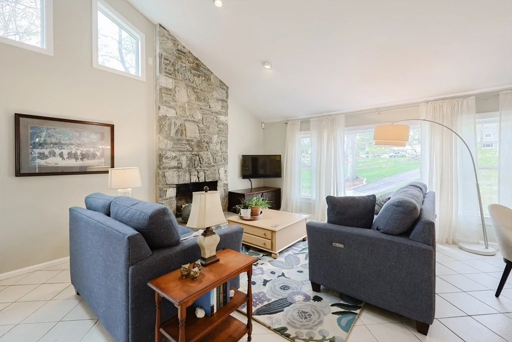Photo of 61 Stagecoach Dr