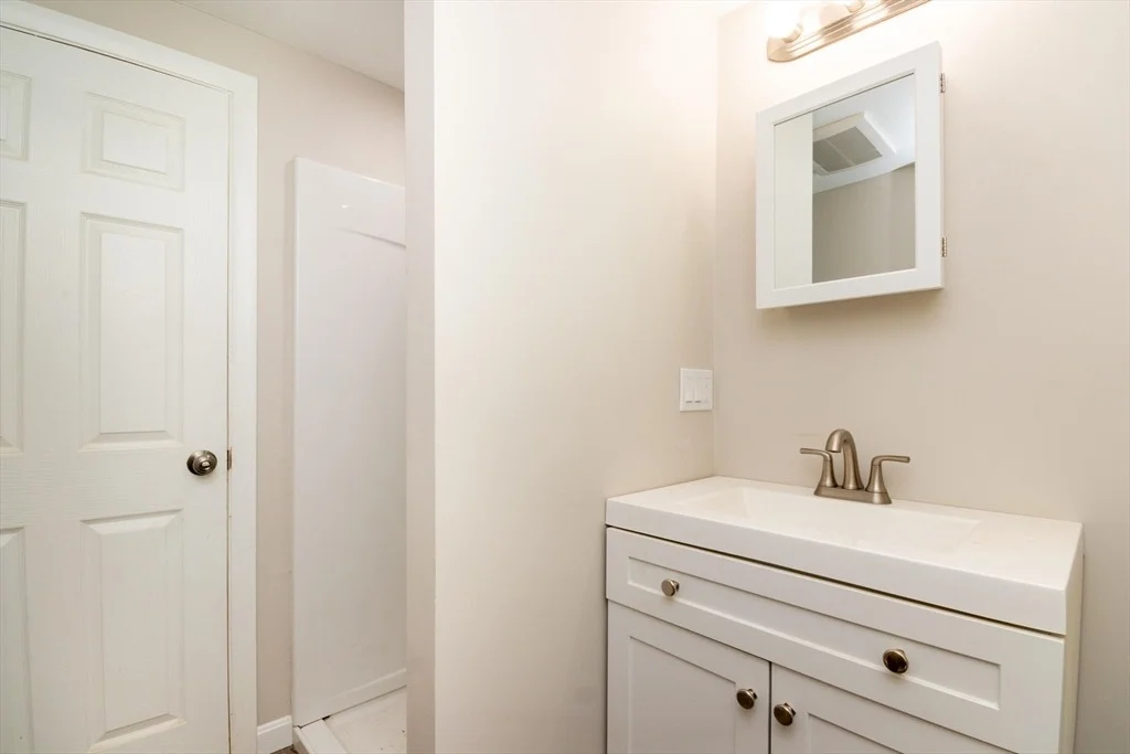 Photo of 4 Highland Cir
