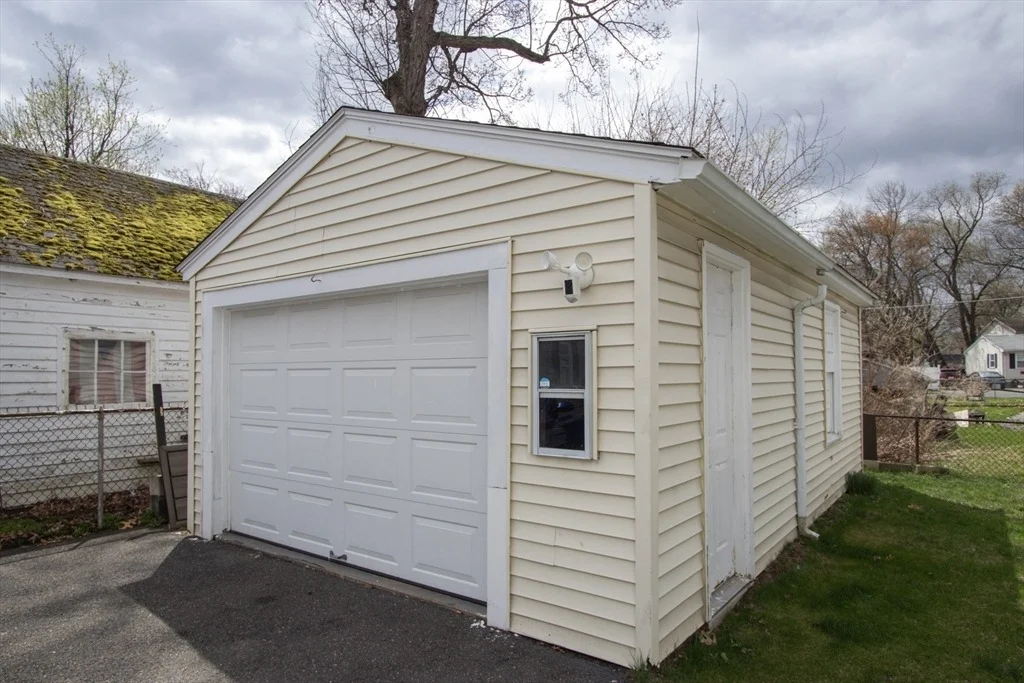 Photo of 140 Eddy St