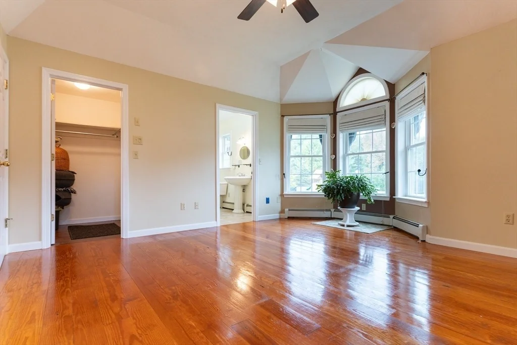 Photo of 110 Hosley Rd