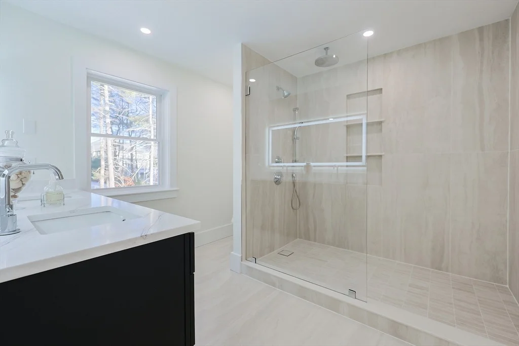 Photo of 5 Danforth Drive
