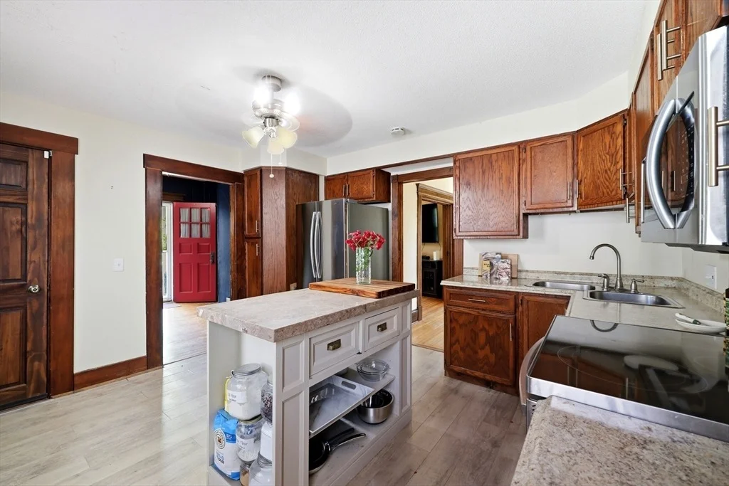 Photo of 105 Pine St