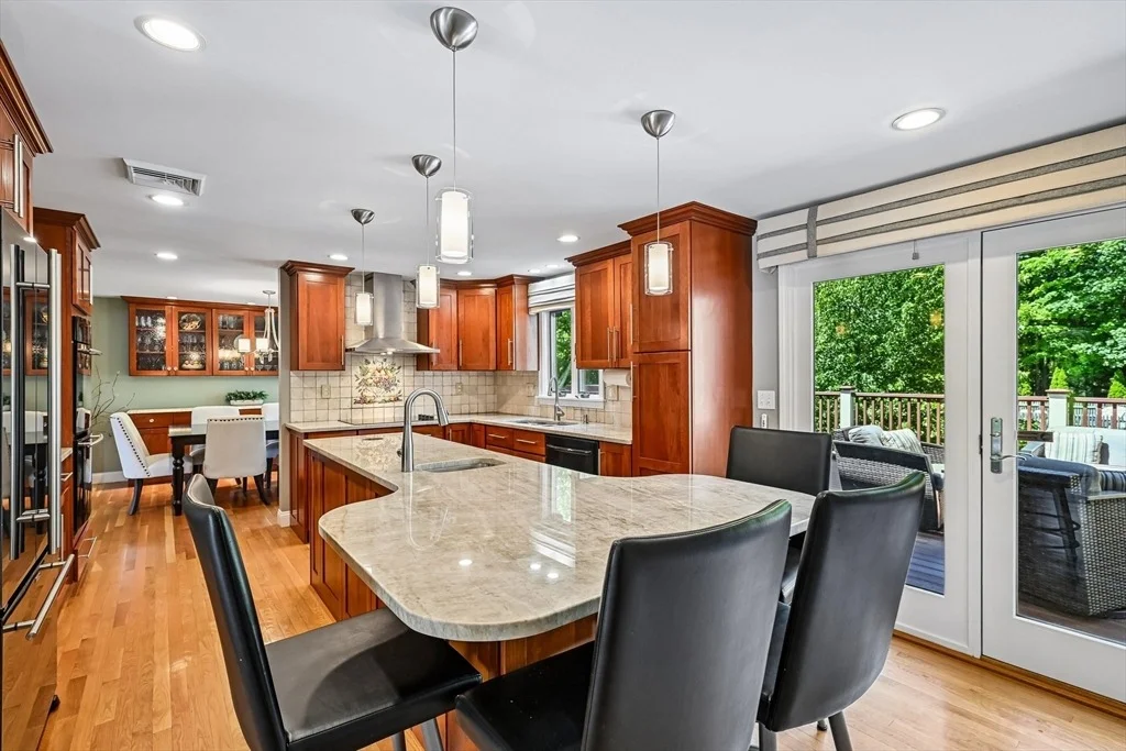 Photo of 6 Briarwood Dr